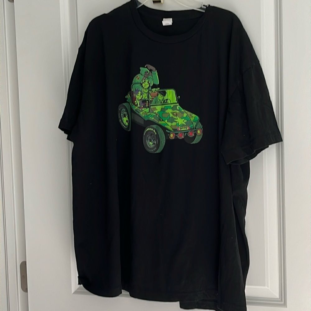 Gorillaz Virtual Band Graphic Tee shirt Riding in a Camouflage geep VTG RARE